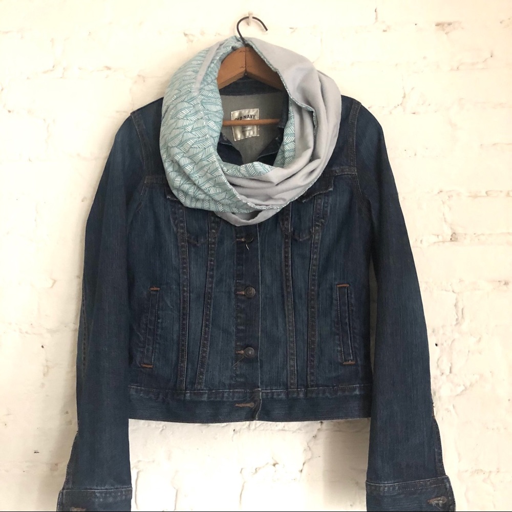 Infinity Scarf 🧣 - Picture 7 of 10